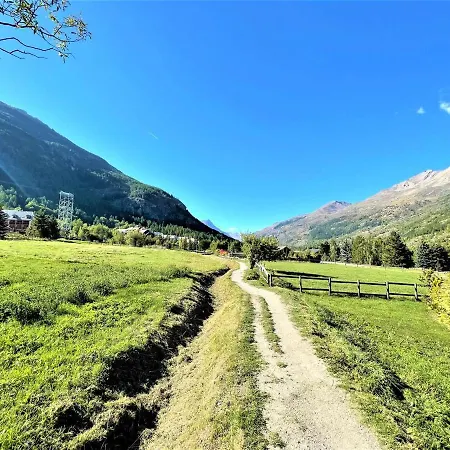 Pratique Avec Coin Montagne A La Salle-les-alpes, Parking Privatif - Fr-1-330f-208 Apartment La Salle-les-Alpes